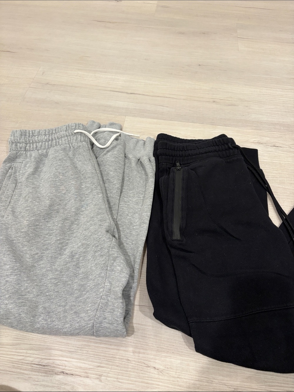 H&M Men’s Divided Joggers - 2 pairs